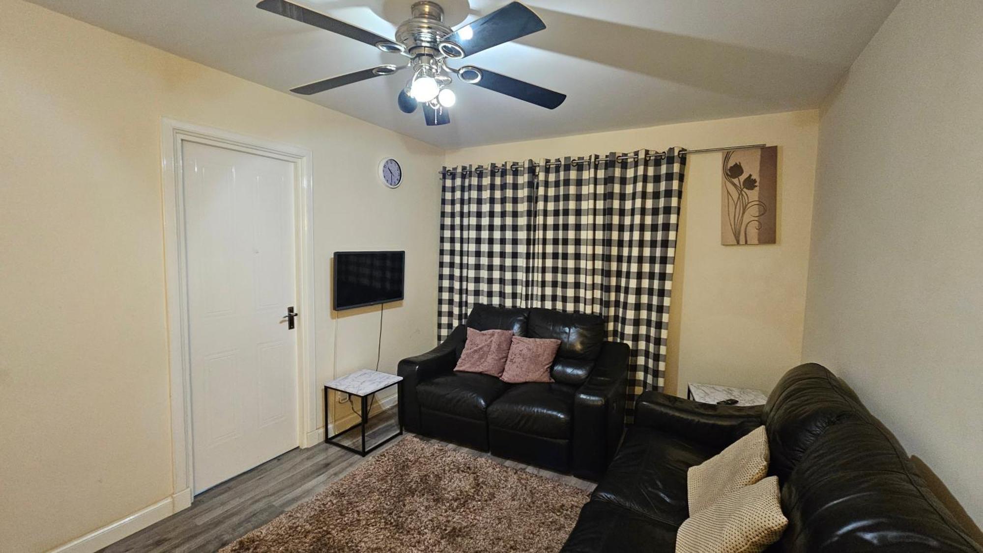 Charlotte Apartment 애버딘 외부 사진