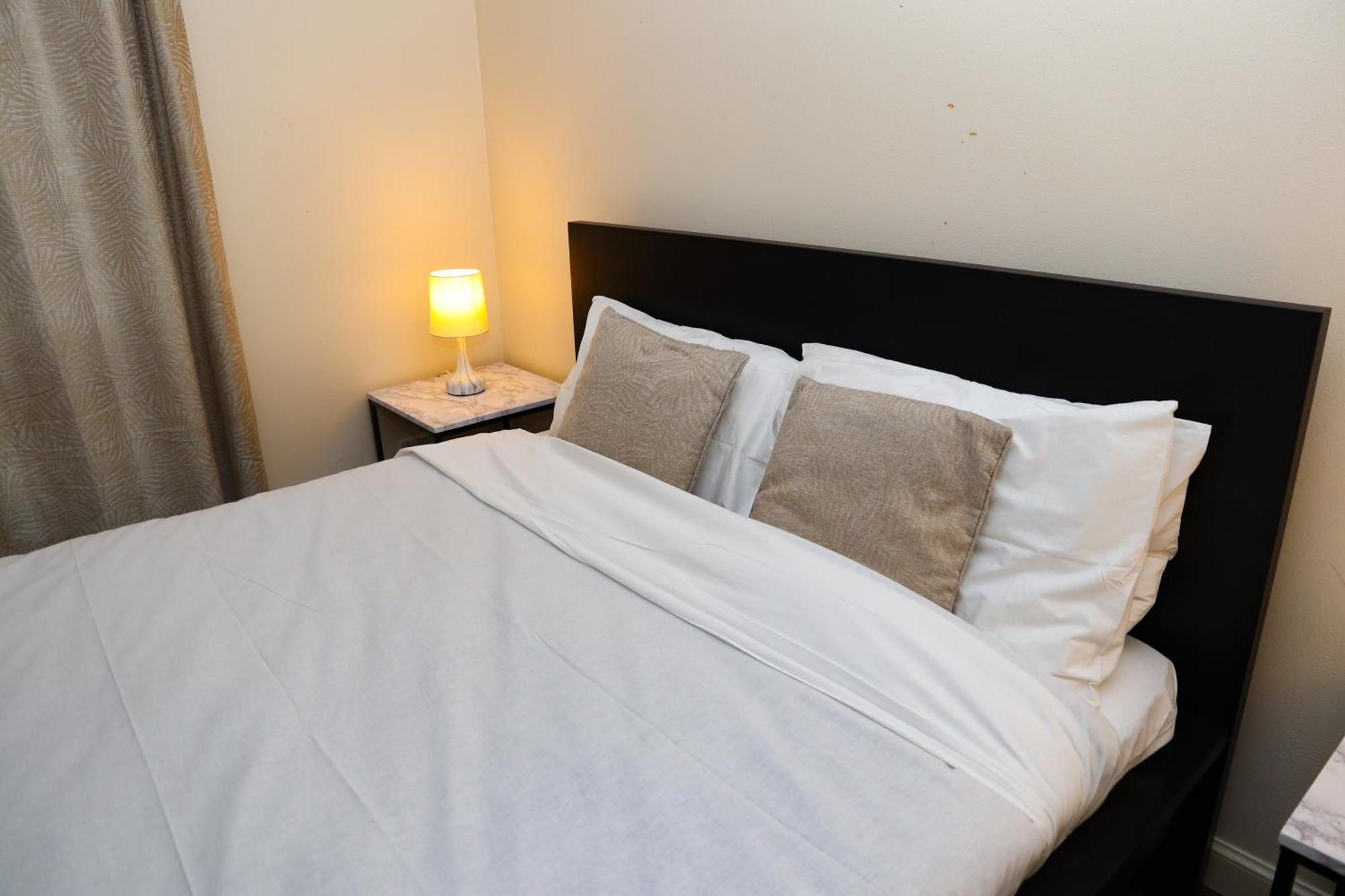 Charlotte Apartment 애버딘 외부 사진