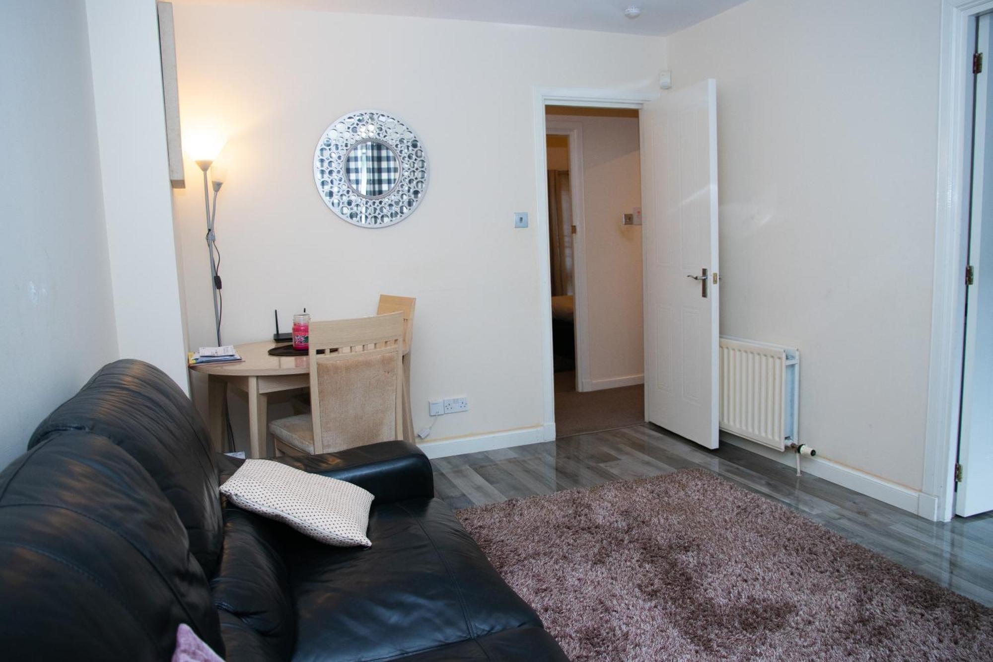 Charlotte Apartment 애버딘 외부 사진